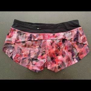 Lululemon shorts size 10